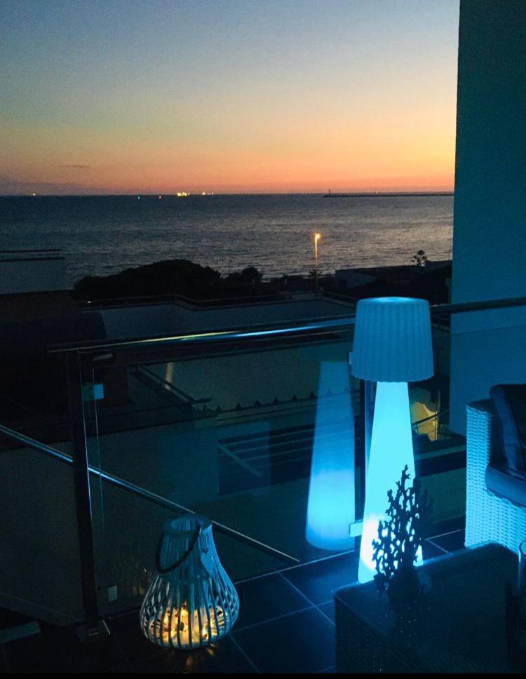 Casa De Playa Con Vistas Al Oceano En *